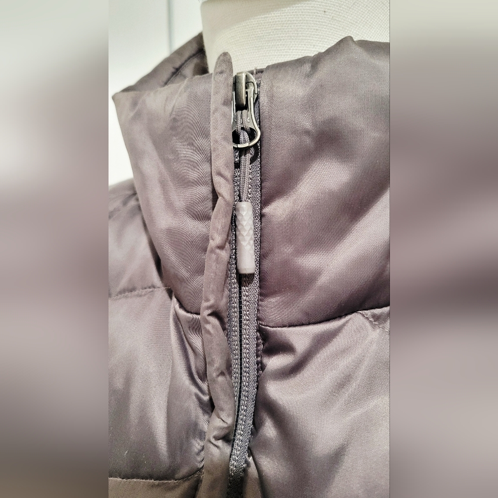 The North Face 550 Down Quilted Vest | Lightweight Puffer | Size Small - Picture 4 of 7